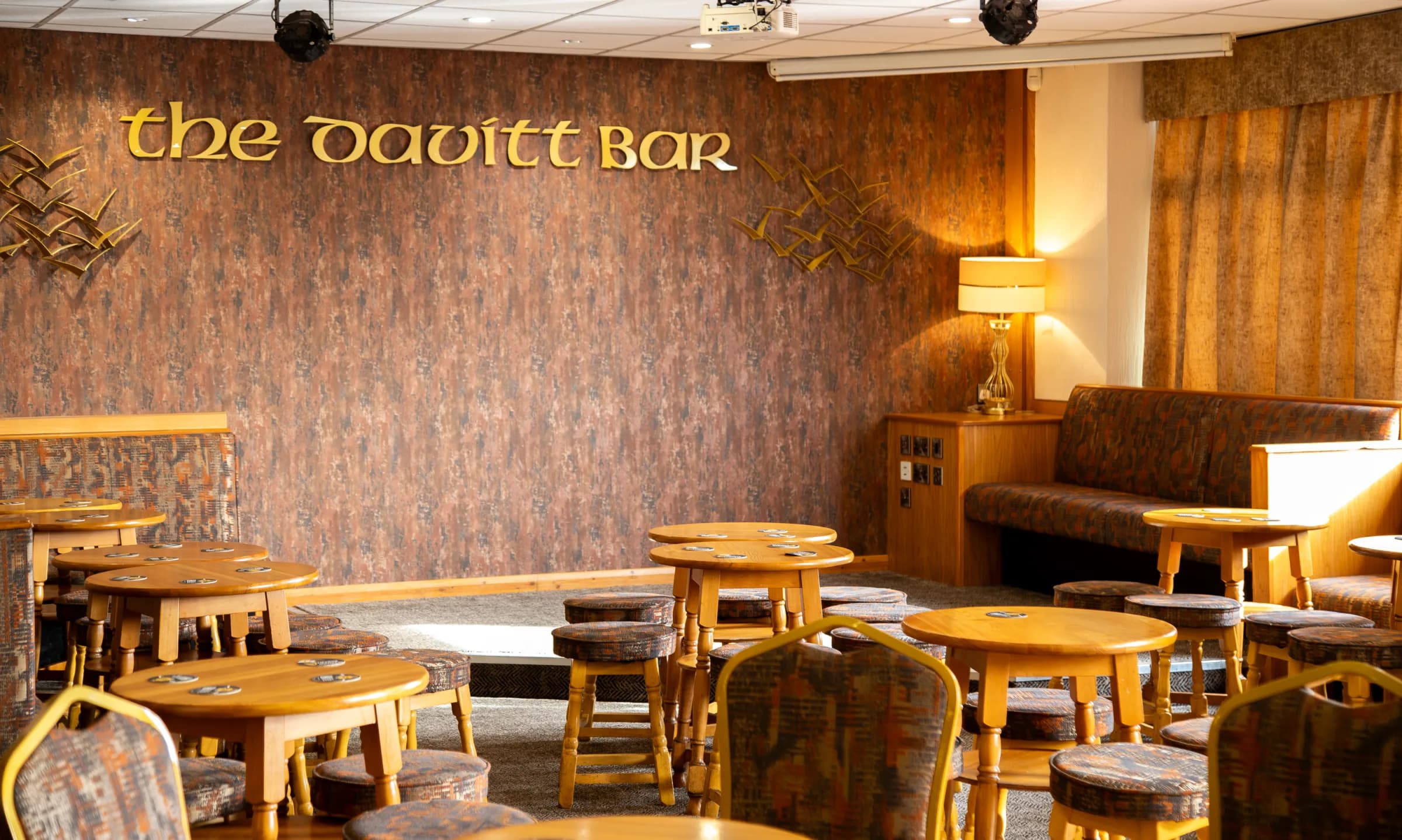 Davitt Bar interior